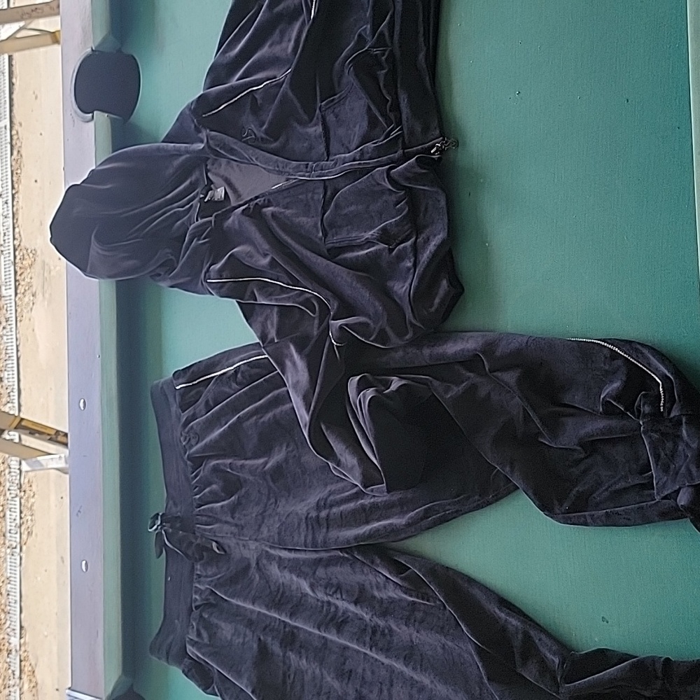 Vs 2 peice outfit